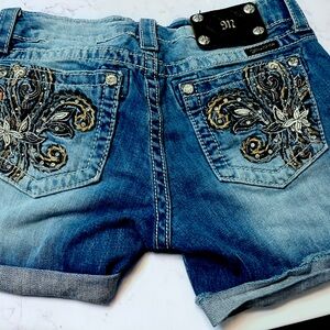 Miss me’s mid rise denim shorts from the 2010’s